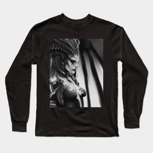 Lilith (Diablo IV) Long Sleeve T-Shirt